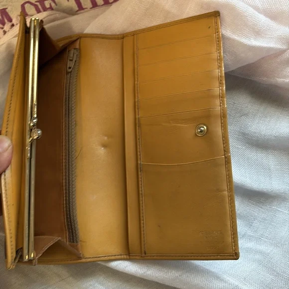Celine Macadamia Bi-fold Long Wallet - Picture 7 of 16